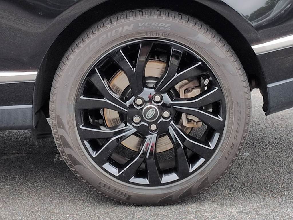 Thumbnail: 2020 Land Rover Range Rover - 8