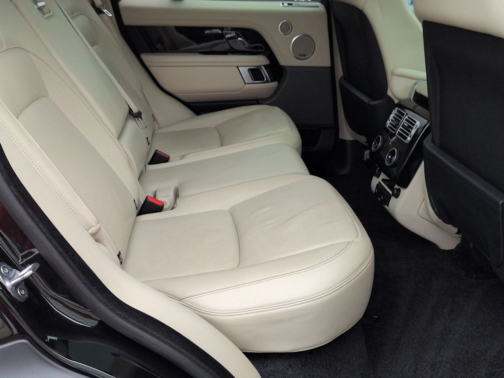 Thumbnail: 2020 Land Rover Range Rover - 30