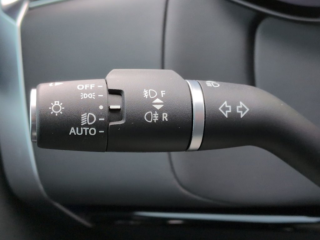 Thumbnail: 2023 Land Rover Range Rover - 13