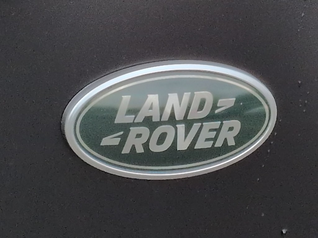 Thumbnail: 2023 Land Rover Range Rover - 25