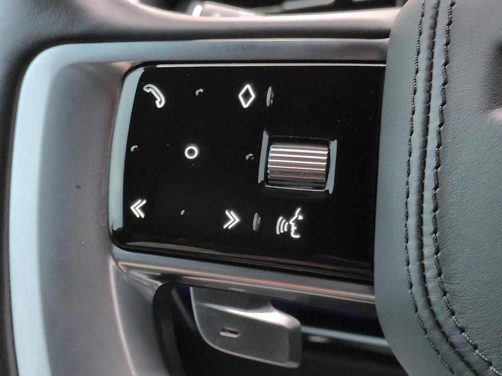 Thumbnail: 2023 Land Rover Range Rover - 31