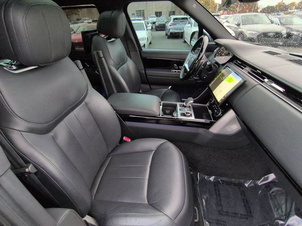 Thumbnail: 2023 Land Rover Range Rover - 30