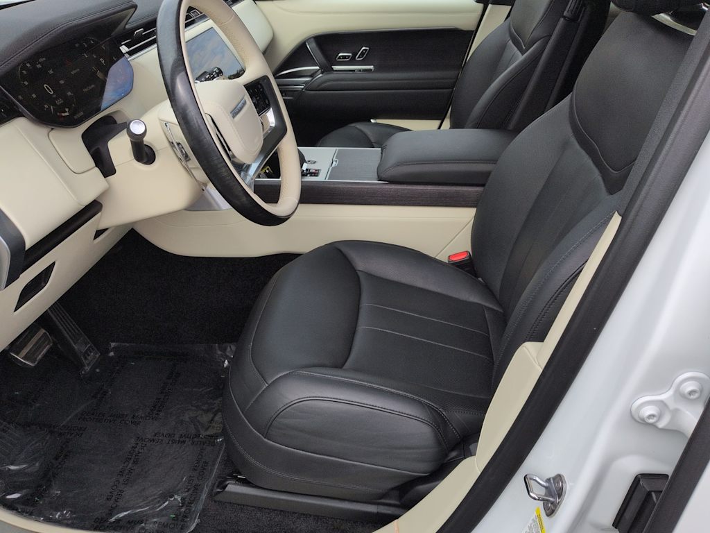 Thumbnail: 2024 Land Rover Range Rover - 10