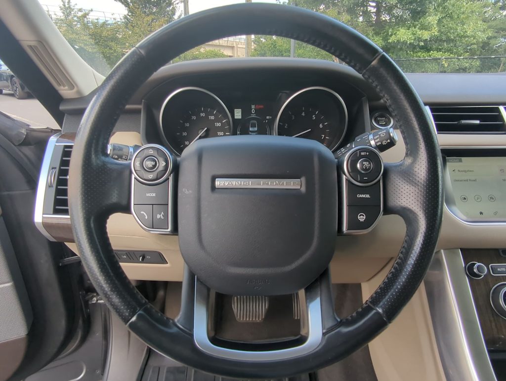 Thumbnail: 2017 Land Rover Range Rover Sport - 9