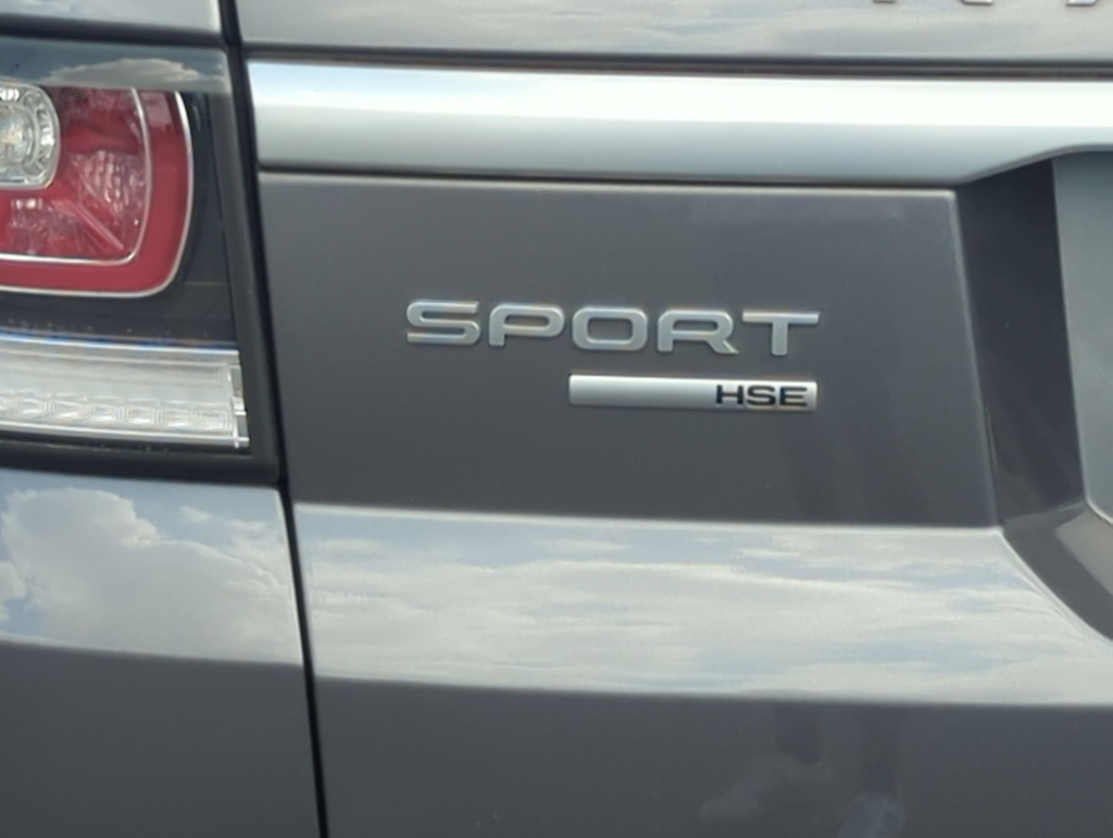 Thumbnail: 2017 Land Rover Range Rover Sport - 24