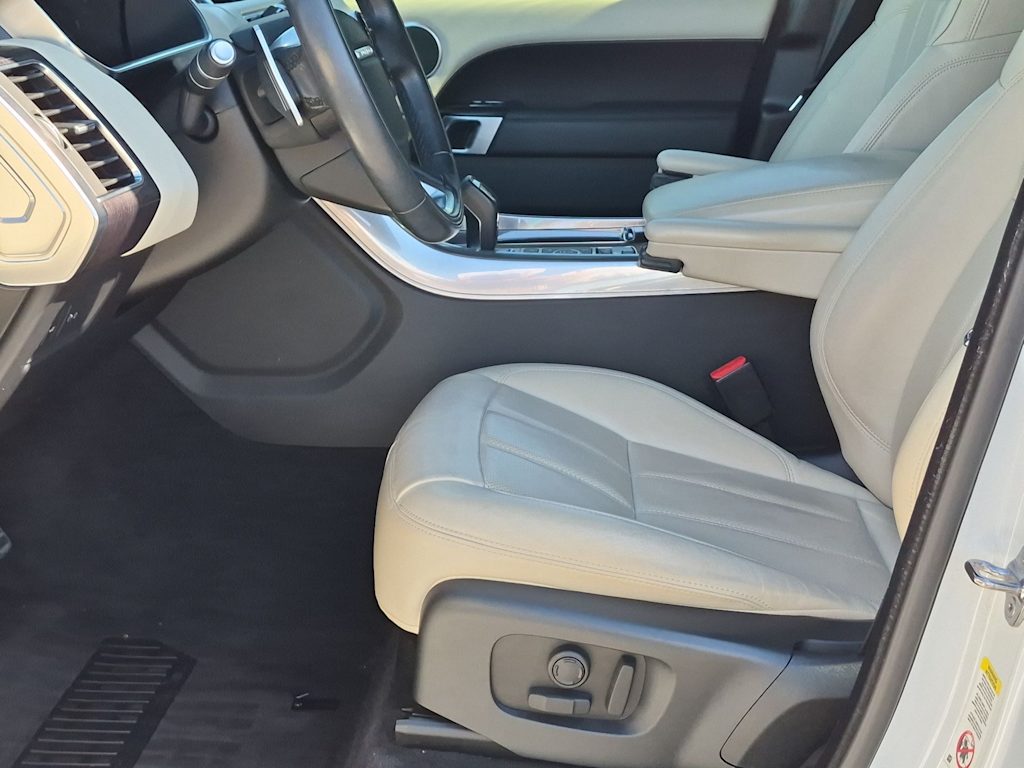 Thumbnail: 2021 Land Rover Range Rover Sport - 11