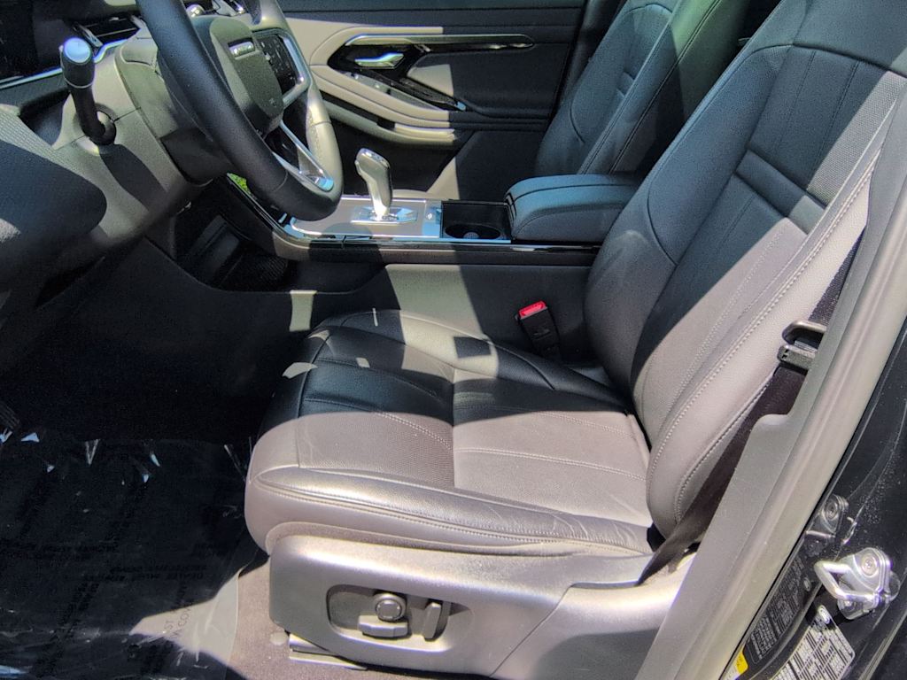 Thumbnail: 2023 Land Rover Range Rover Evoque - 10