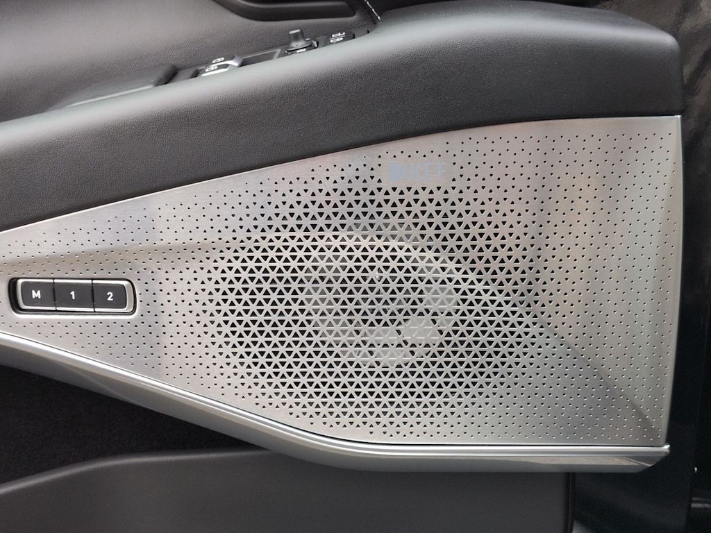 Thumbnail: 2024 Lotus Emira - 16