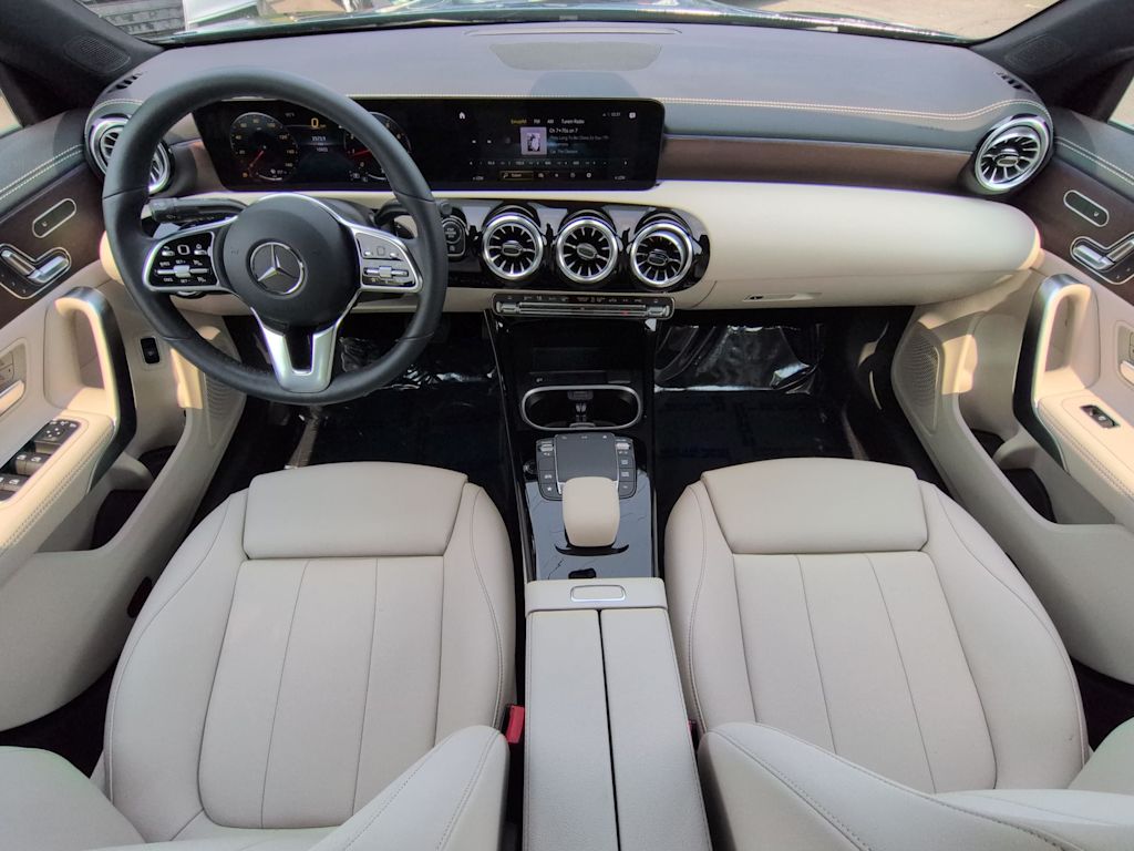 Thumbnail: 2023 Mercedes-Benz CLA - 10