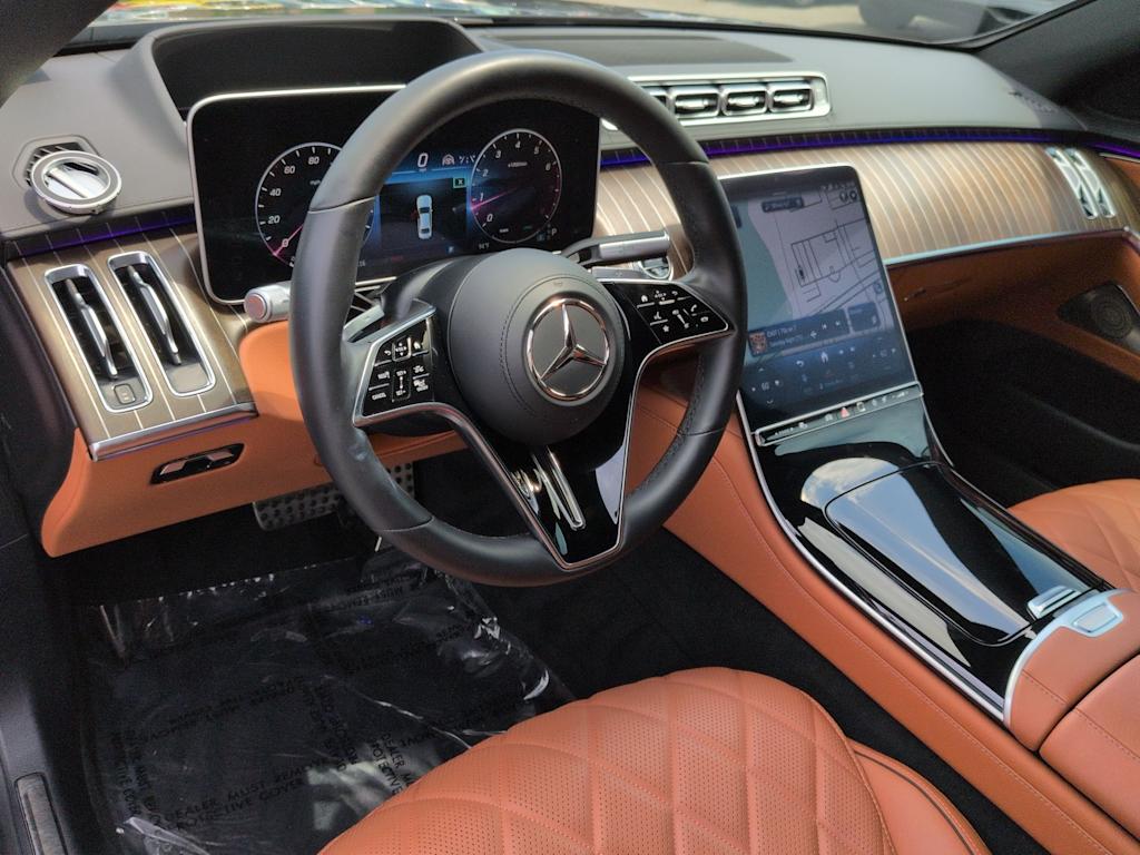 Thumbnail: 2023 Mercedes-Benz S-Class - 2