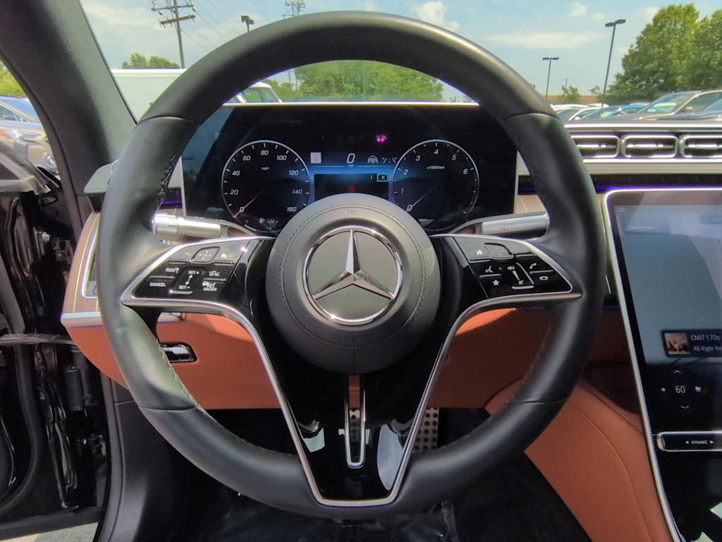 Thumbnail: 2023 Mercedes-Benz S-Class - 14