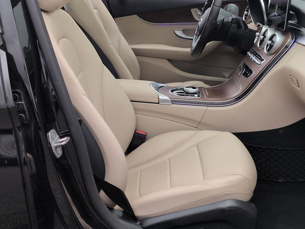 Thumbnail: 2021 Mercedes-Benz C-Class - 11