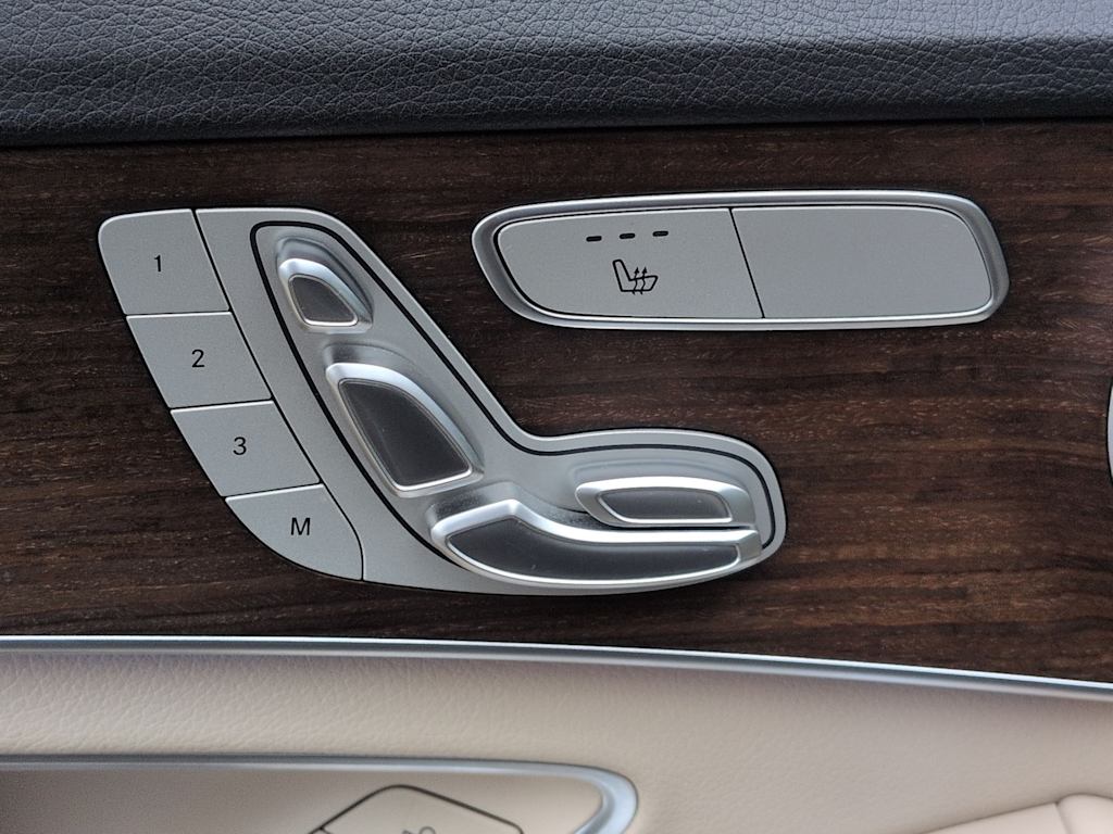 Thumbnail: 2021 Mercedes-Benz C-Class - 28
