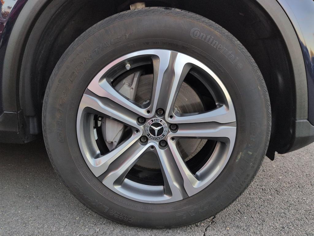 Thumbnail: 2022 Mercedes-Benz GLC - 8