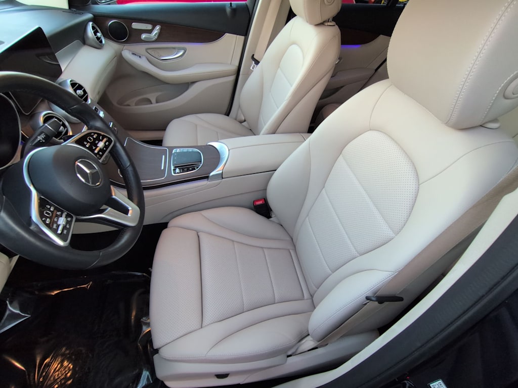 Thumbnail: 2022 Mercedes-Benz GLC - 11