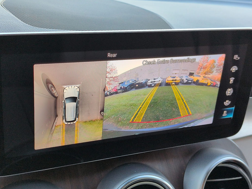 Thumbnail: 2022 Mercedes-Benz GLC - 33