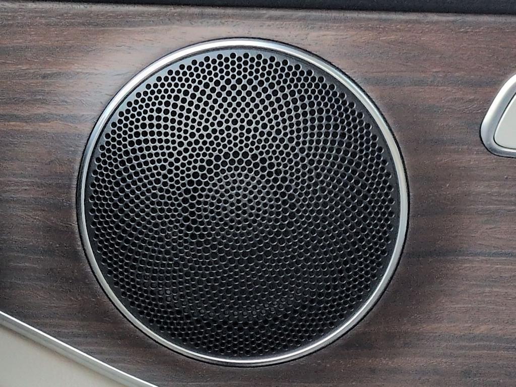 Thumbnail: 2022 Mercedes-Benz GLC - 34