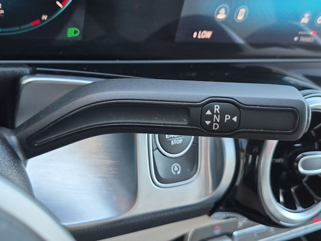 Thumbnail: 2021 Mercedes-Benz GLB - 37