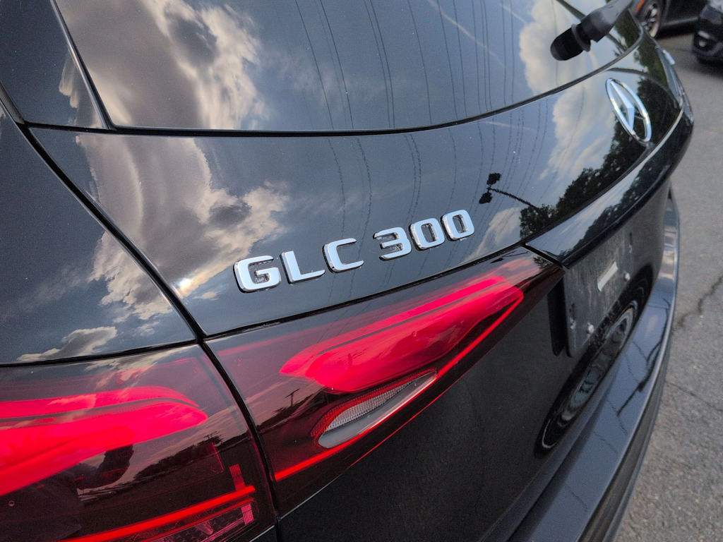 Thumbnail: 2024 Mercedes-Benz GLC - 24