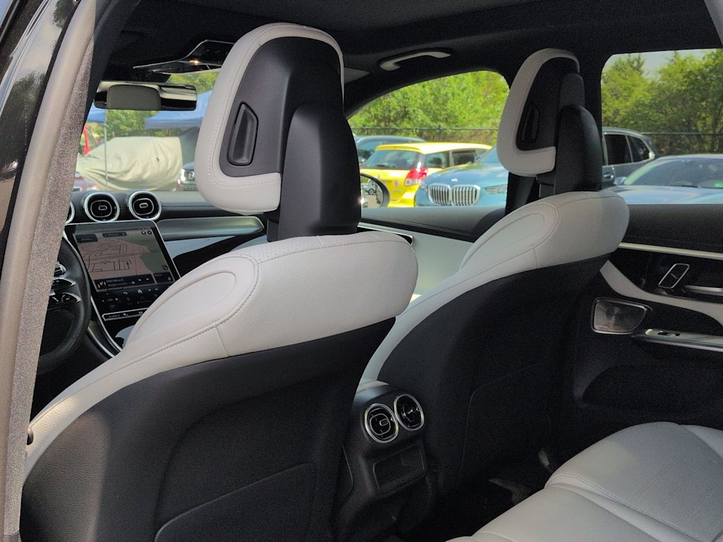 Thumbnail: 2024 Mercedes-Benz GLC - 12