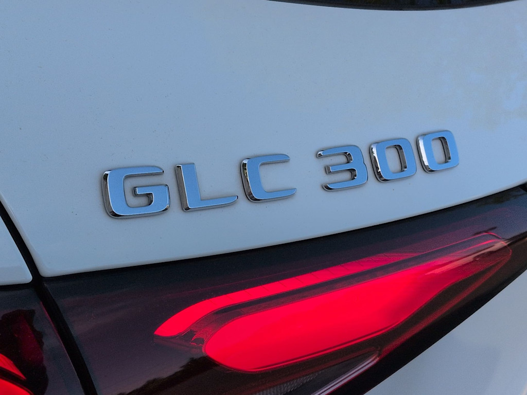 Thumbnail: 2023 Mercedes-Benz GLC - 24