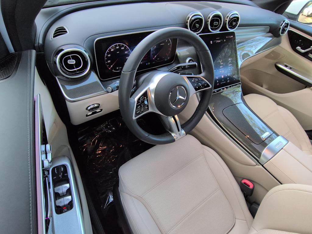 Thumbnail: 2023 Mercedes-Benz GLC - 2