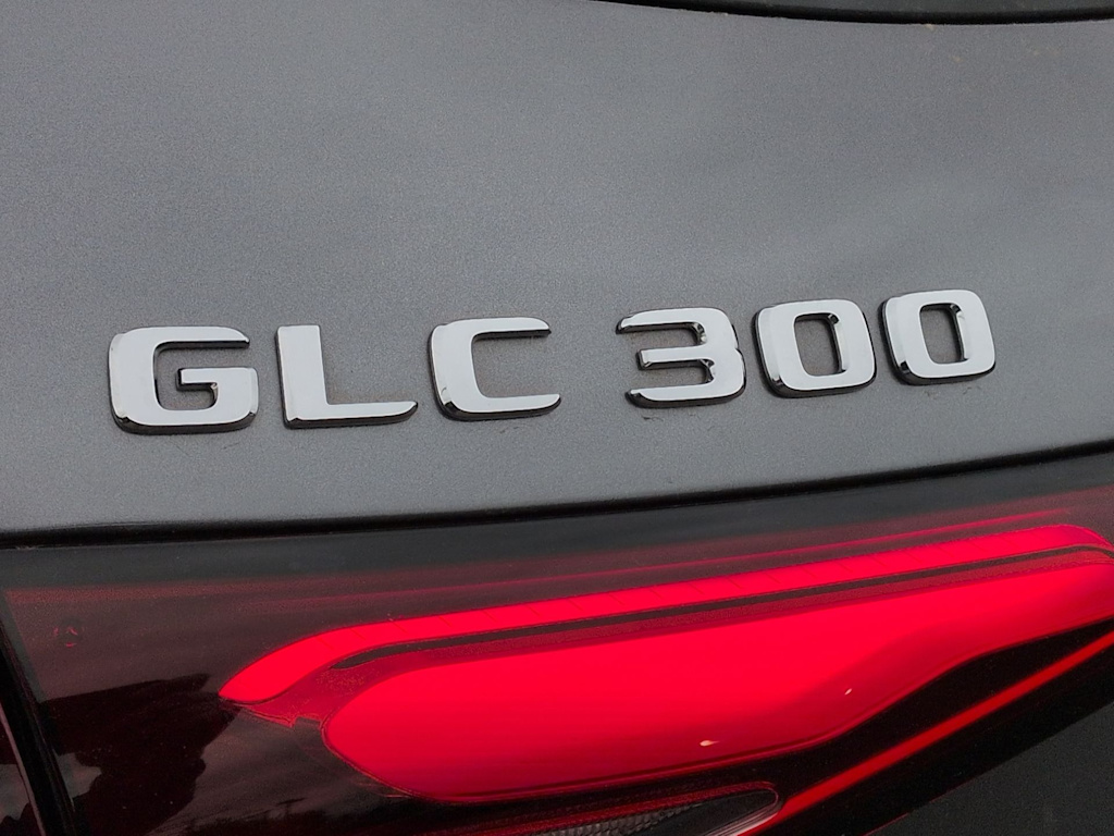 Thumbnail: 2023 Mercedes-Benz GLC - 25