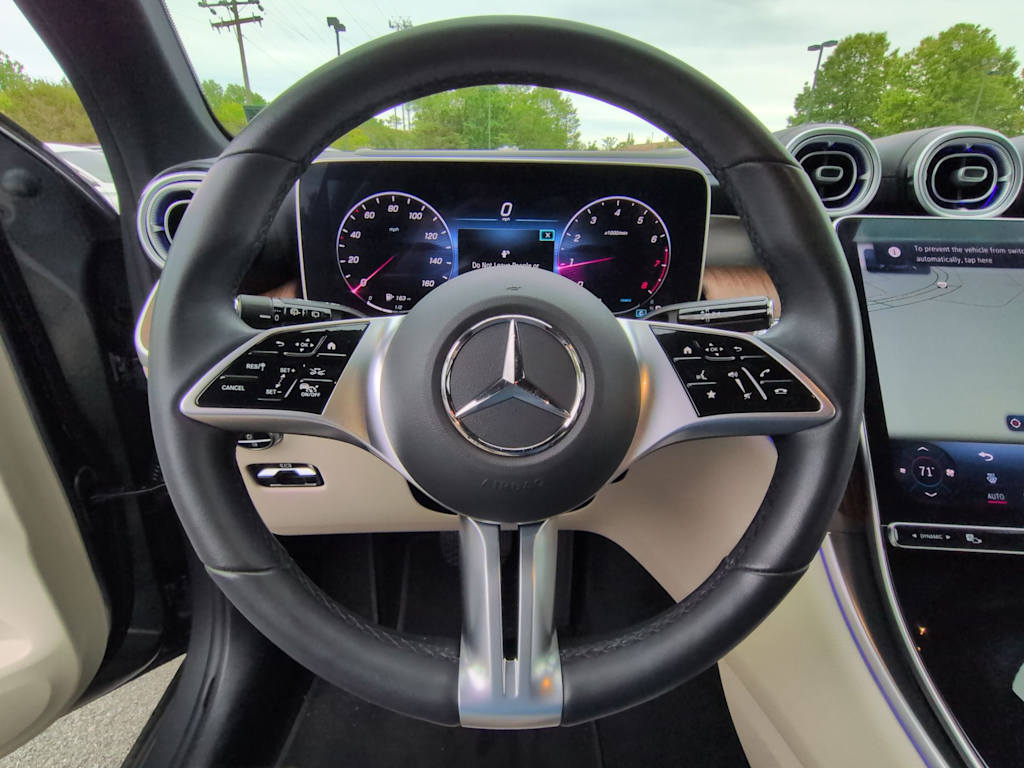 Thumbnail: 2023 Mercedes-Benz GLC - 13