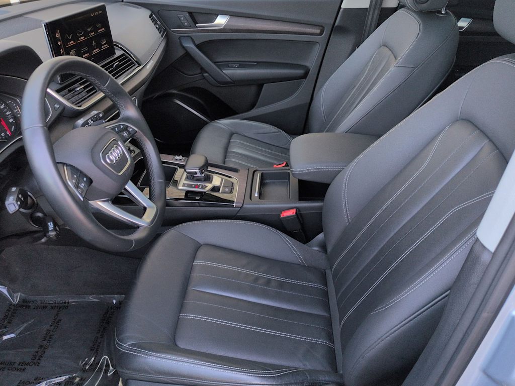 Thumbnail: 2021 Audi Q5 - 11