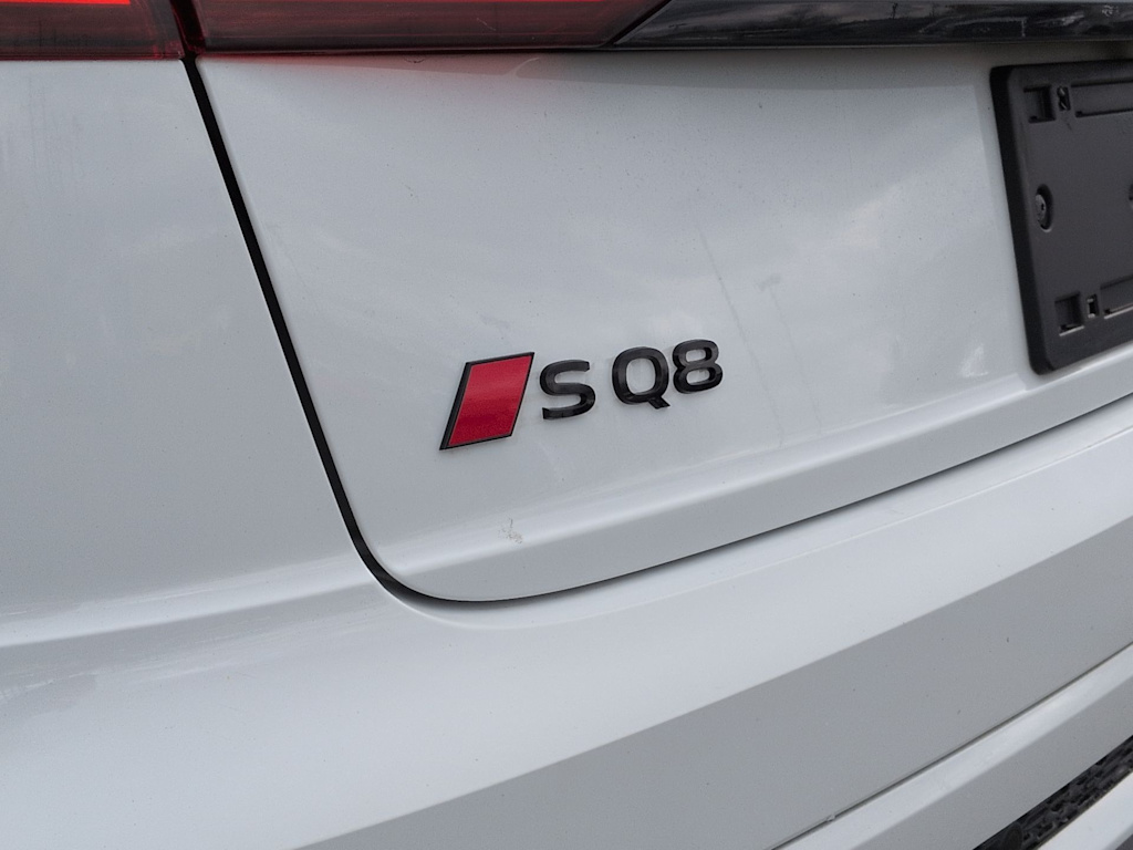 Thumbnail: 2023 Audi SQ8 - 7