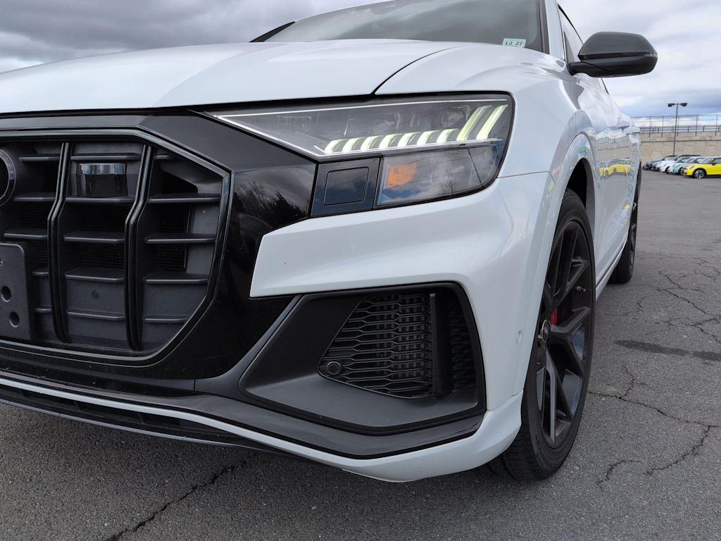 Thumbnail: 2023 Audi SQ8 - 25