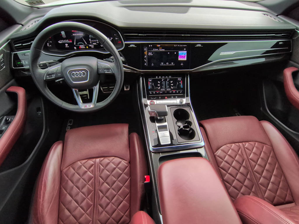 Thumbnail: 2023 Audi SQ8 - 10