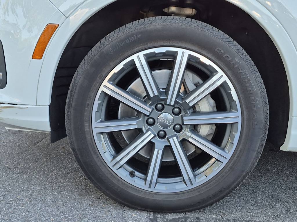 Thumbnail: 2019 Audi Q7 - 8