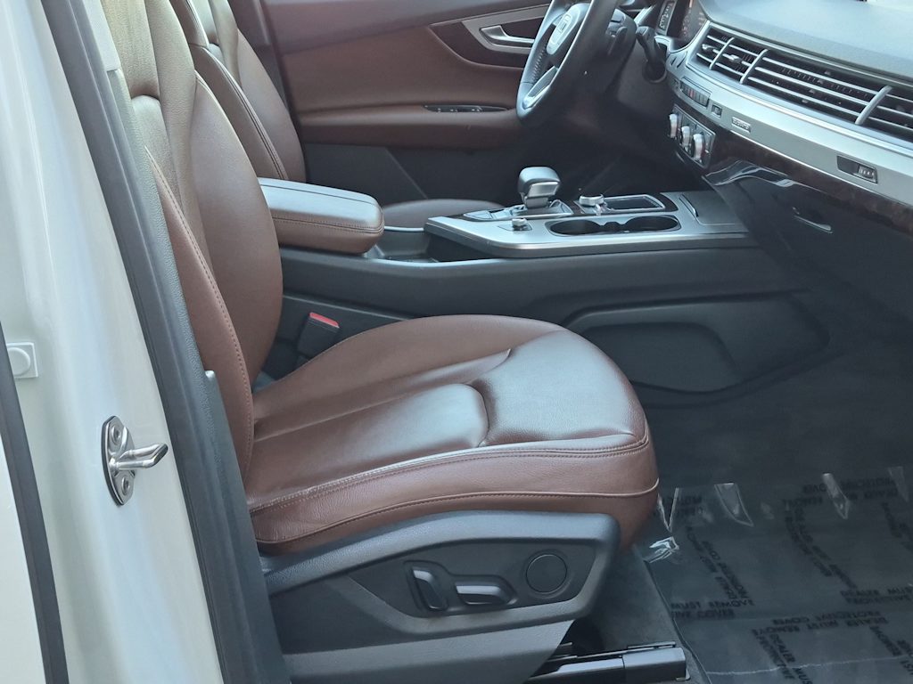 Thumbnail: 2019 Audi Q7 - 12