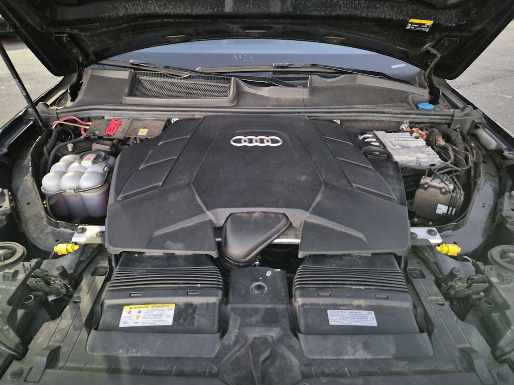 Thumbnail: 2021 Audi Q7 - 9
