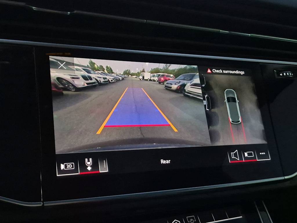 Thumbnail: 2021 Audi Q7 - 35