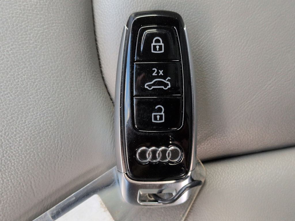 Thumbnail: 2022 Audi Q7 - 18
