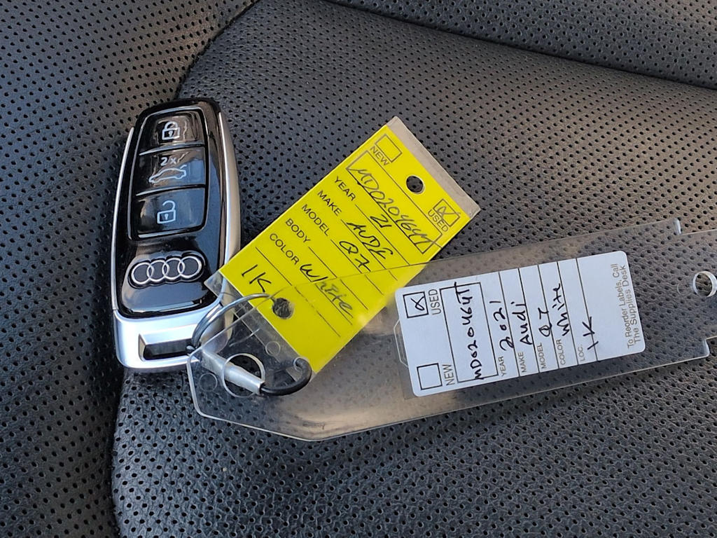 Thumbnail: 2021 Audi Q7 - 17