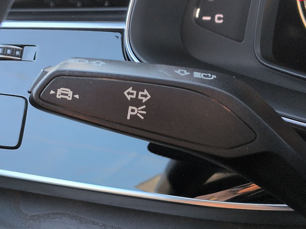 Thumbnail: 2021 Audi Q7 - 32