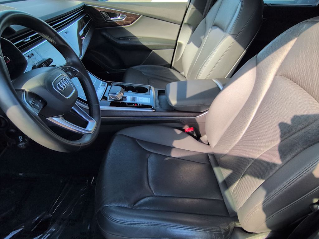 Thumbnail: 2021 Audi Q7 - 11