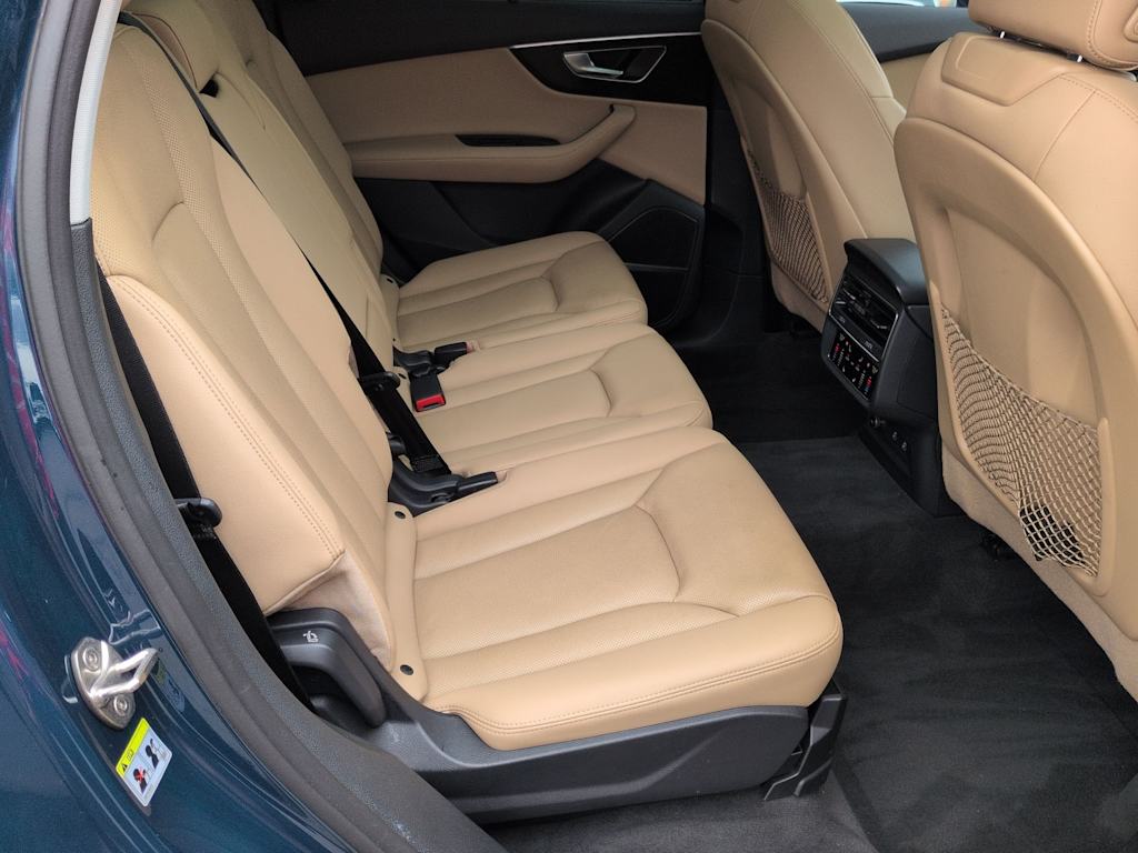 Thumbnail: 2022 Audi Q7 - 28