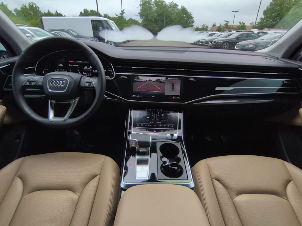 Thumbnail: 2022 Audi Q7 - 10