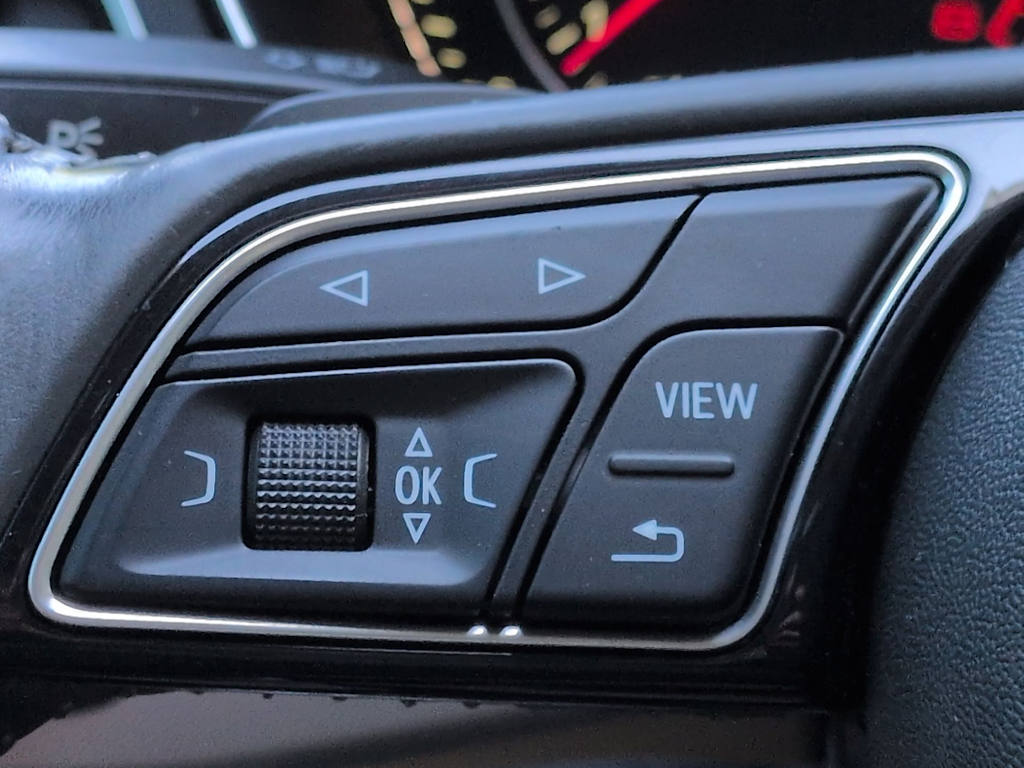 Thumbnail: 2017 Audi A4 - 32