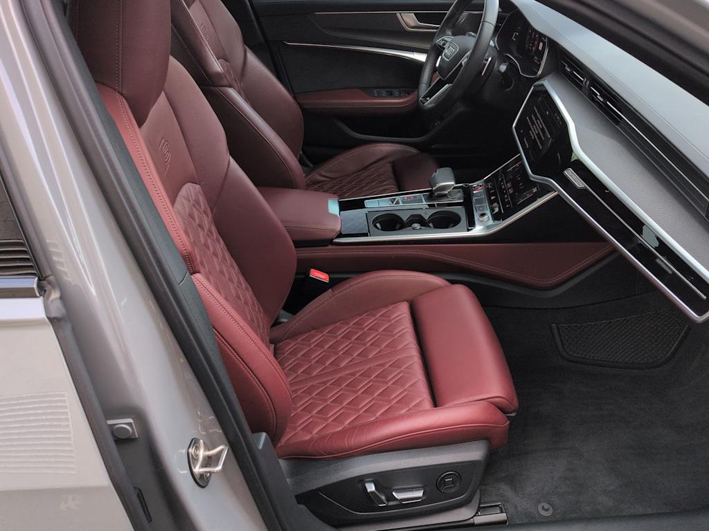 Thumbnail: 2022 Audi S6 - 12