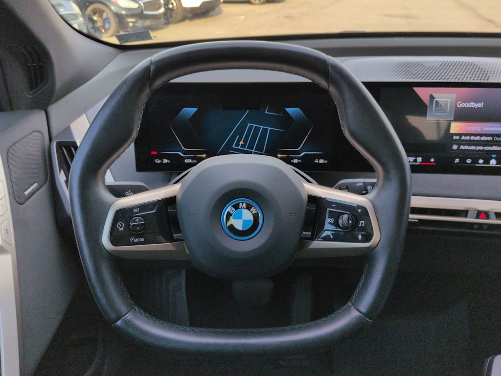 Thumbnail: 2024 BMW iX - 12