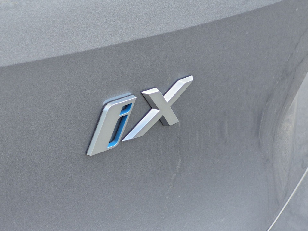 Thumbnail: 2024 BMW iX - 6