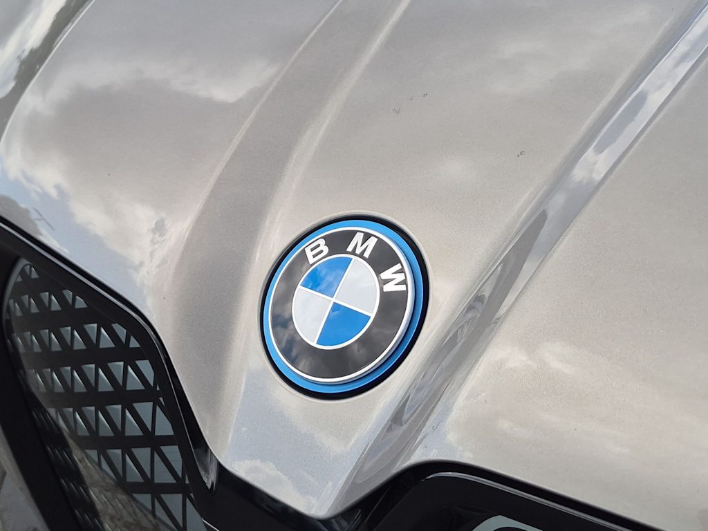Thumbnail: 2024 BMW iX - 25