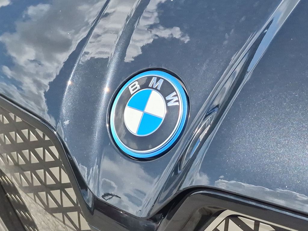 Thumbnail: 2024 BMW iX - 7