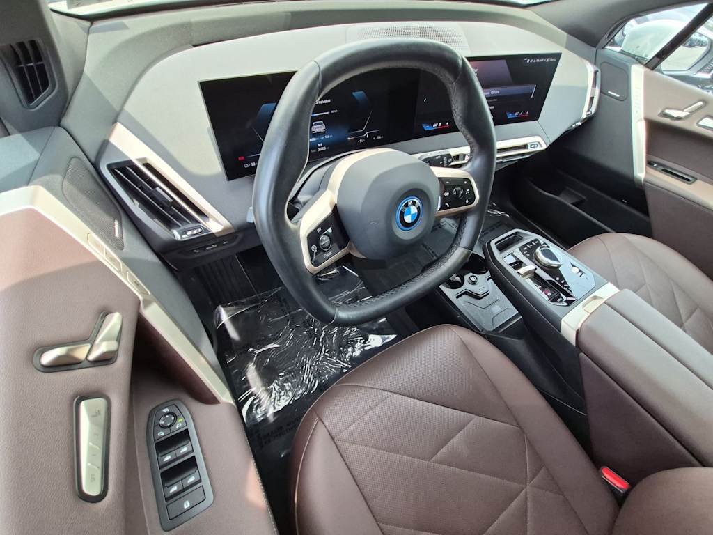Thumbnail: 2024 BMW iX - 2