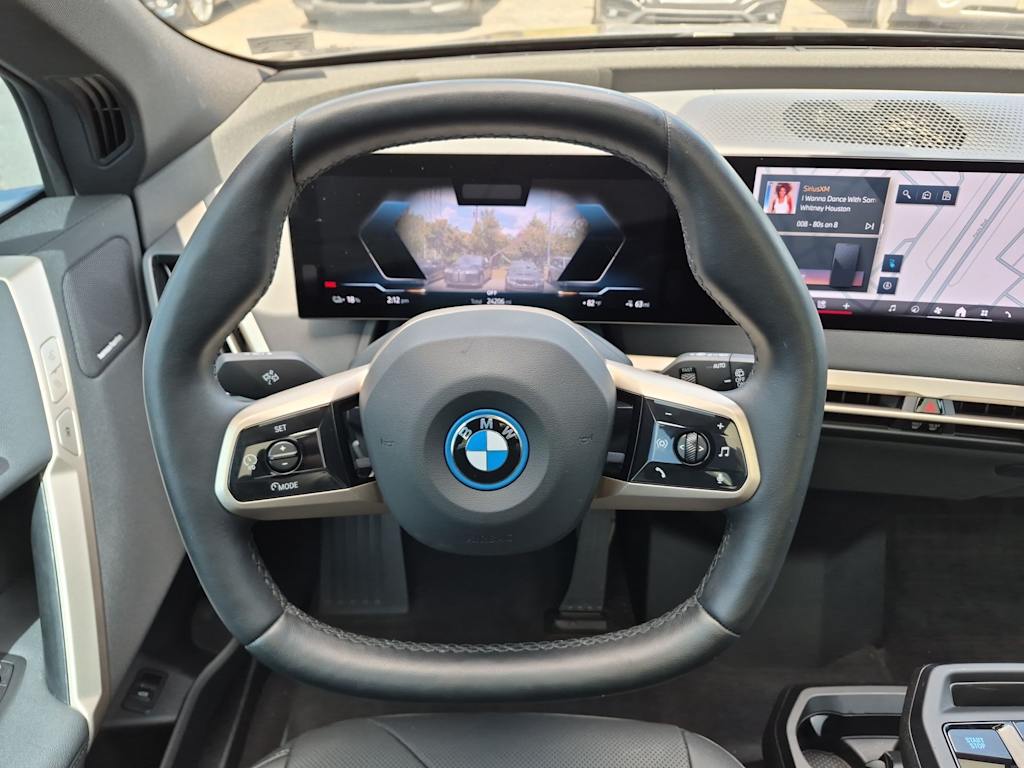 Thumbnail: 2025 BMW iX - 13